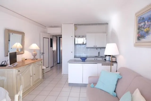 Le Lavandou Residence Les Mandariniers 0*, Le Lavandou Francja